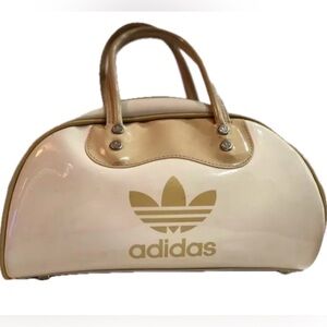 Vintage Adidas bag/purse 🔥🔥🔥